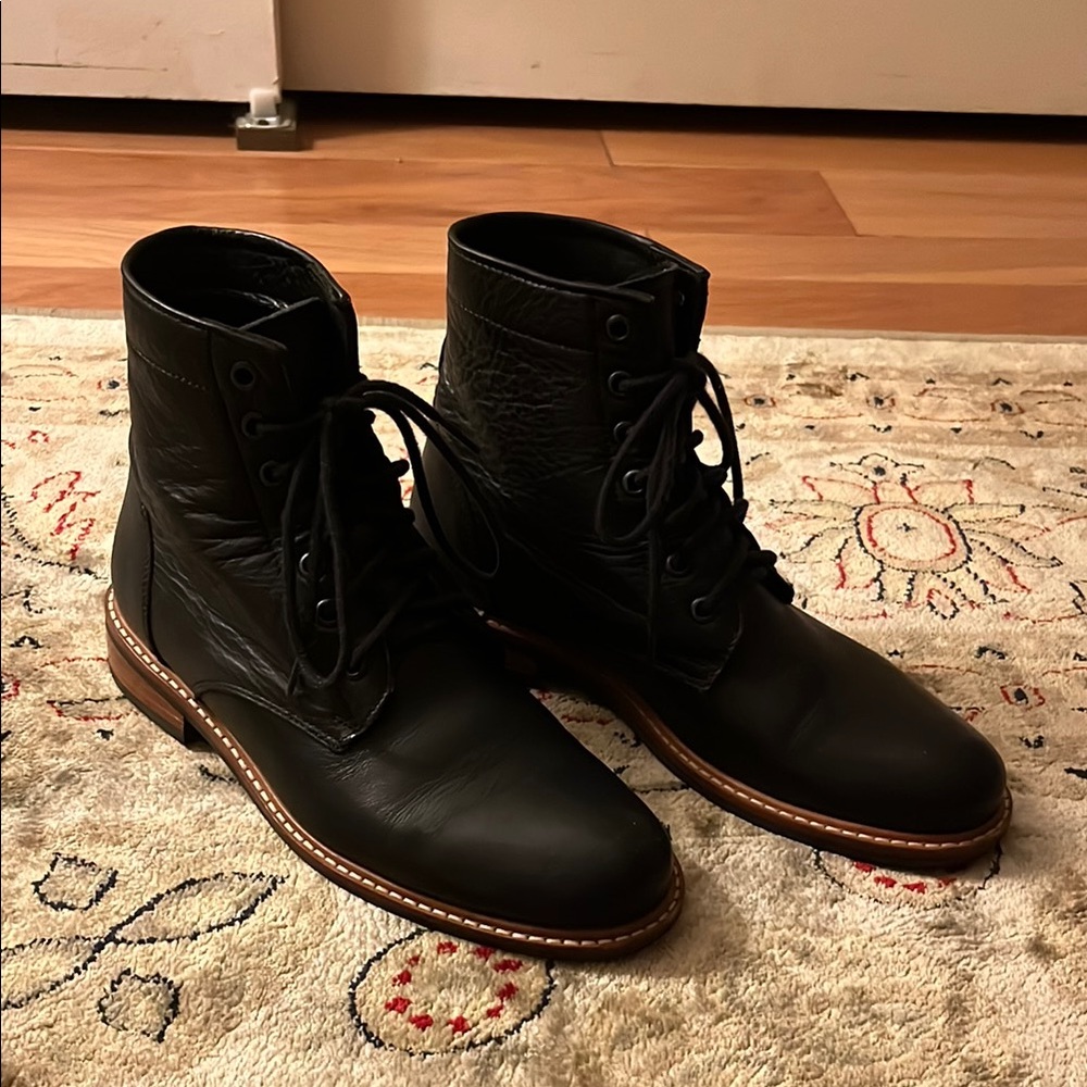 Nisolo All Weather Amalia lace-up Chelsea boot